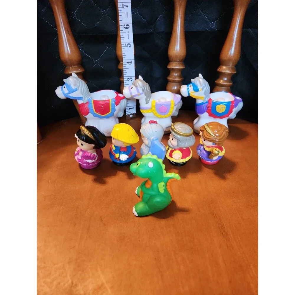 2003 Fisher-Price Little People, “Lil' Kingdom Palace